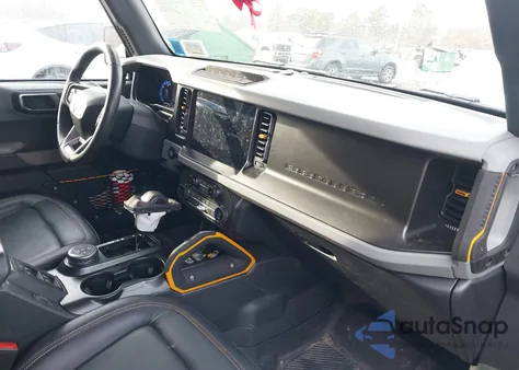 2022 Ford Bronco Badlands z USA, uszkodzony, nr VIN 1FMEE5DP5NLB81108